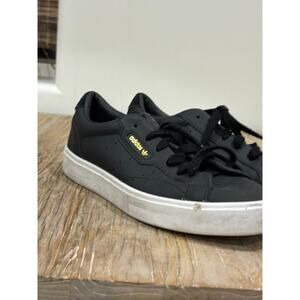 Adidas Women’s Sleek Sneakers Shoes Black White 7.5